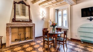 Room - Santa Marta Suites (Milan)