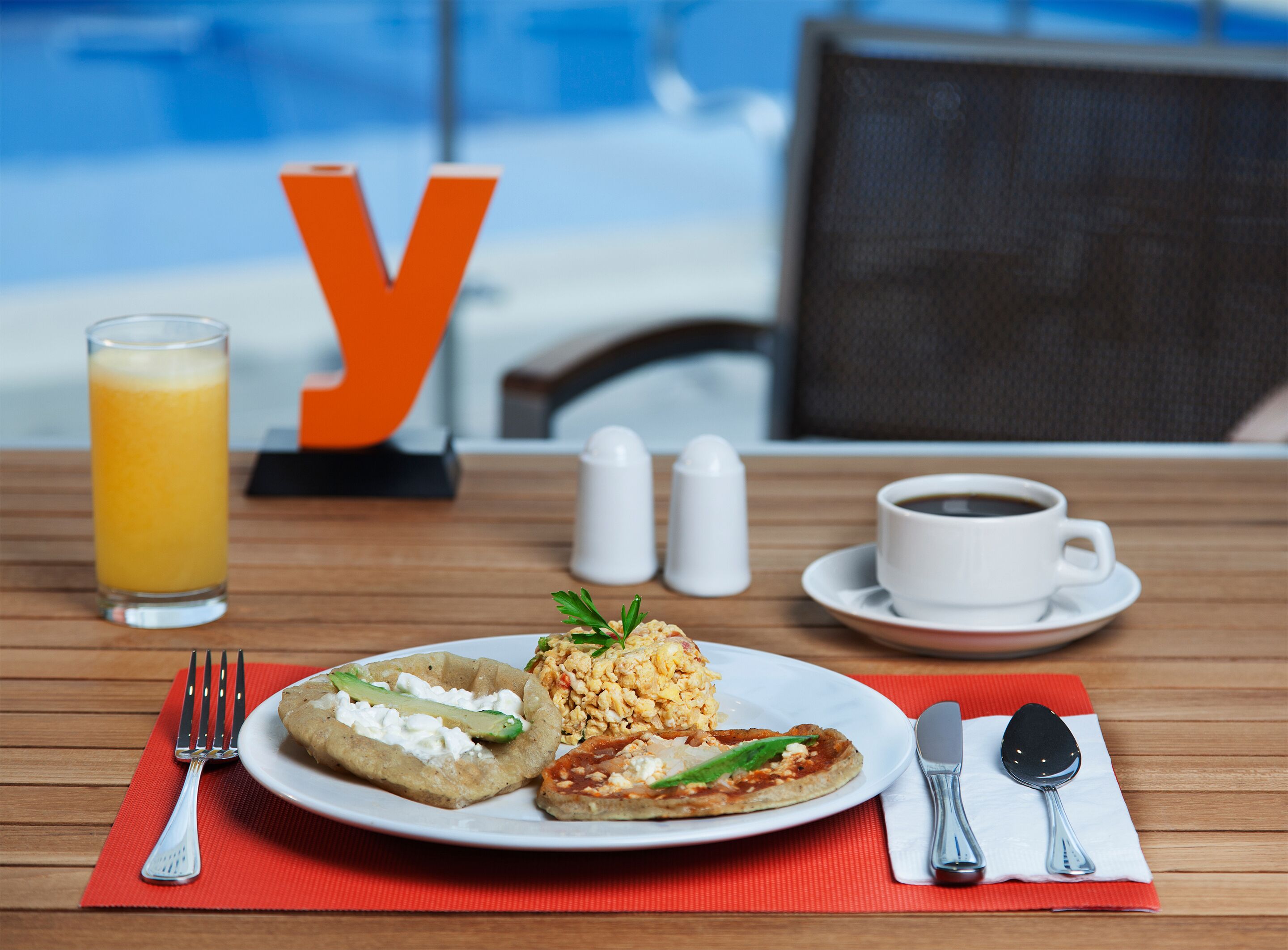 daily buffet breakfast for a fee