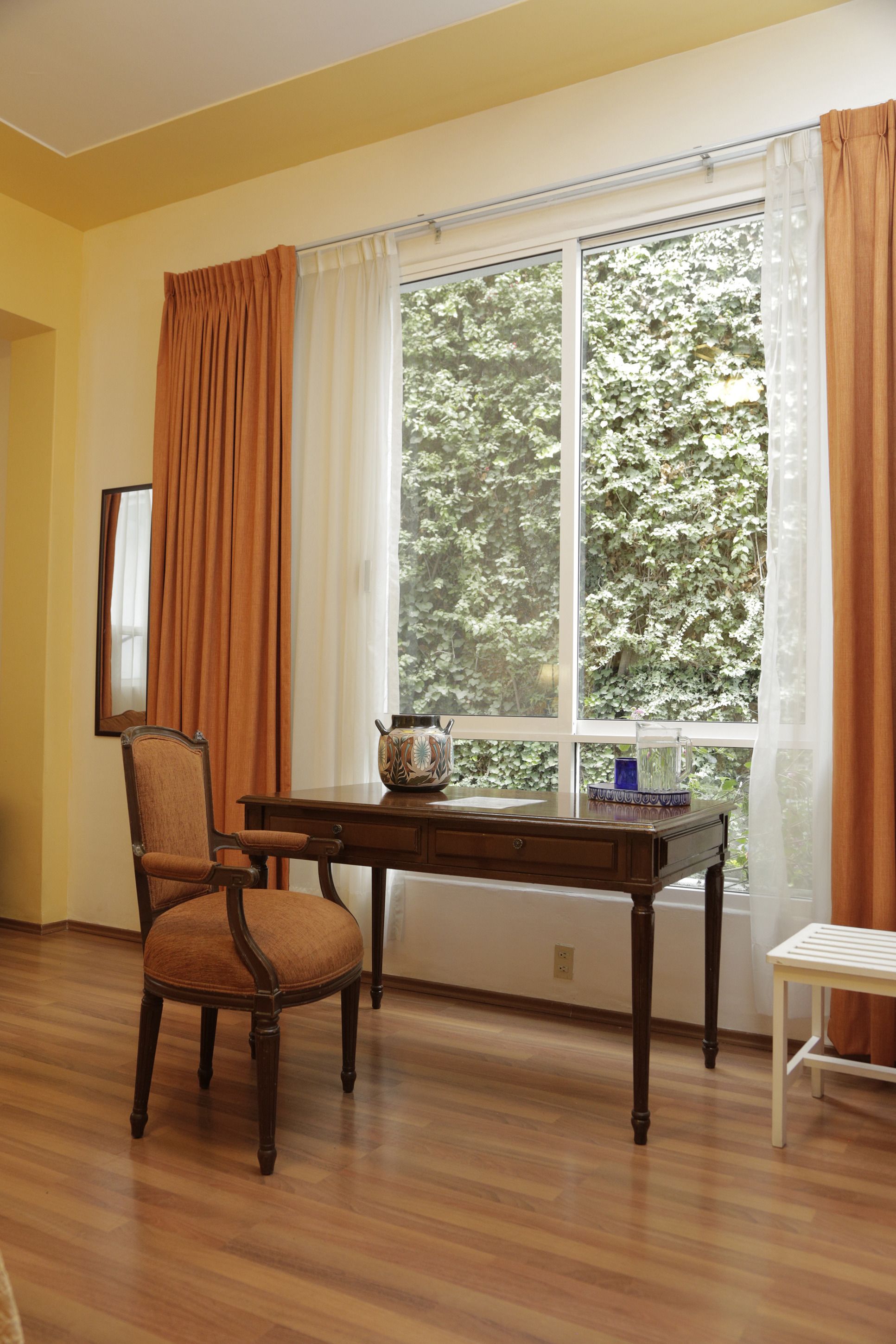 suite | 1 bedroom, in-room safe, individually decorated, desk