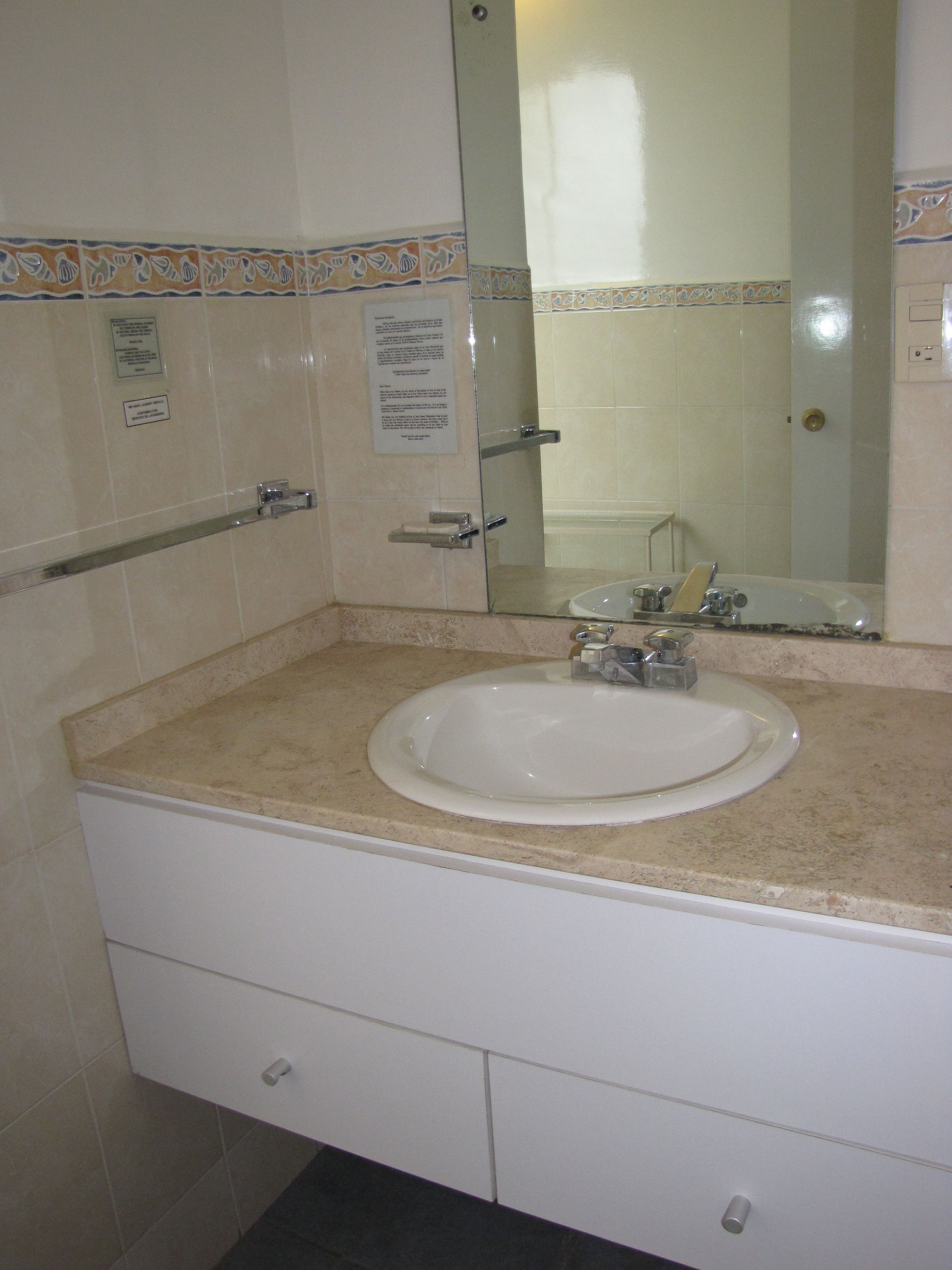 suite | bathroom | shower, rainfall showerhead, free toiletries, hair dryer