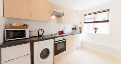 Leith Apartments
