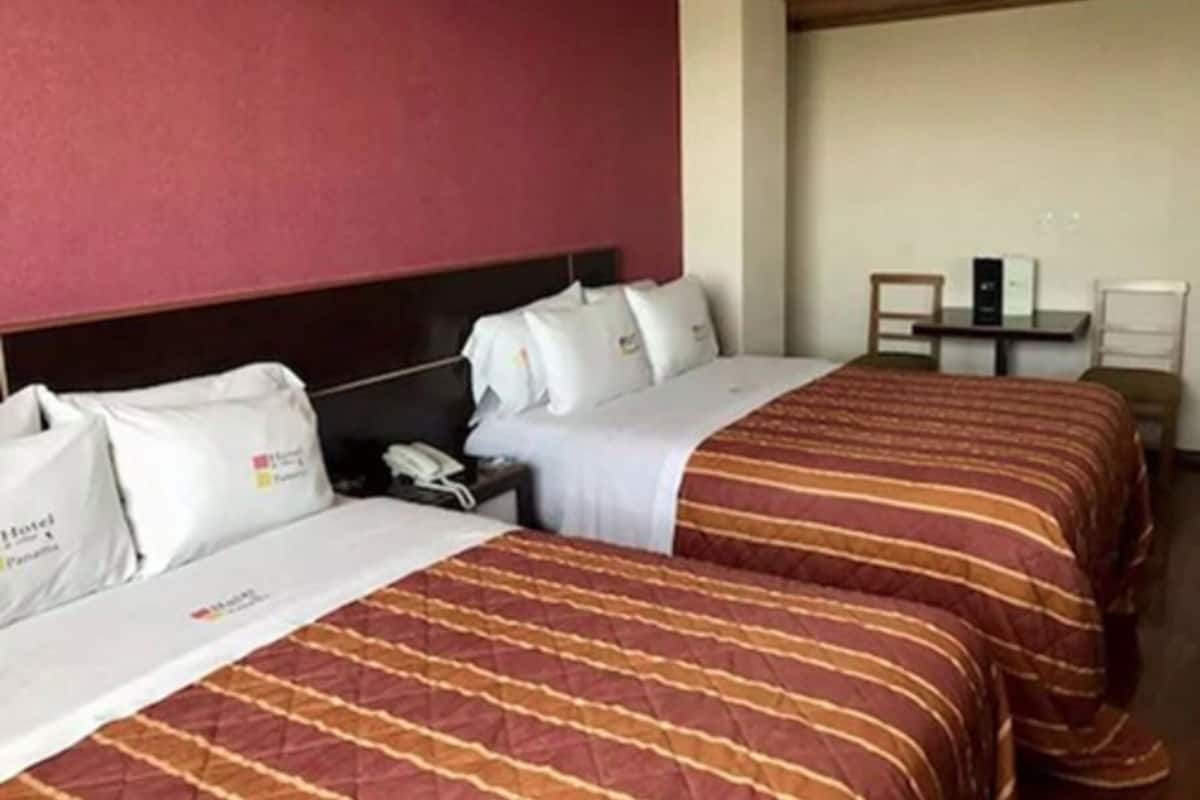 Suite, Sauna | 1 bedroom, premium bedding, in-room safe, desk