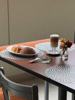 Se sirven desayunos, almuerzos y cenas