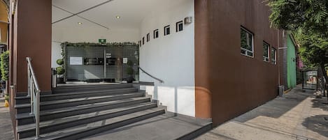 Konaklama yeri girişi
