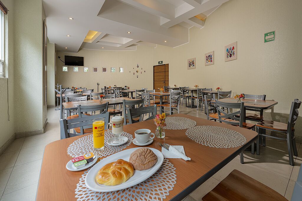 Se sirven desayunos, comidas y cenas 