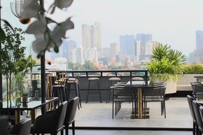 Breakfast, lunch, dinner served; Asian cuisine  - Harmony Phnom Penh Hotel (Phnom Penh)
