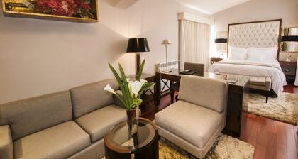 Atiq Boutique Hotel