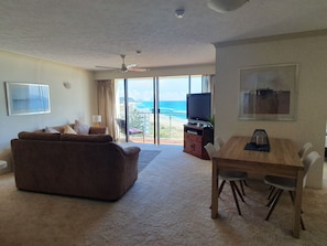 2 Bedroom Premier Plus | Living area | Flat-screen TV, DVD player, table tennis - Princess Palm on the Beach (Palm Beach)
