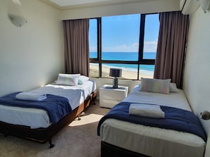 Individually furnished, iron/ironing board, free WiFi, bed sheets - Princess Palm on the Beach (Palm Beach)