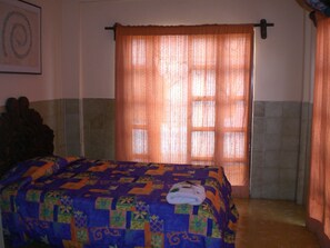 Doppelzimmer | Bügeleisen/Bügelbrett, kostenlose Babybetten, kostenlose Zustellbetten