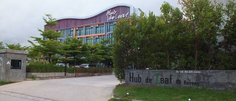 Entrada al alojamiento