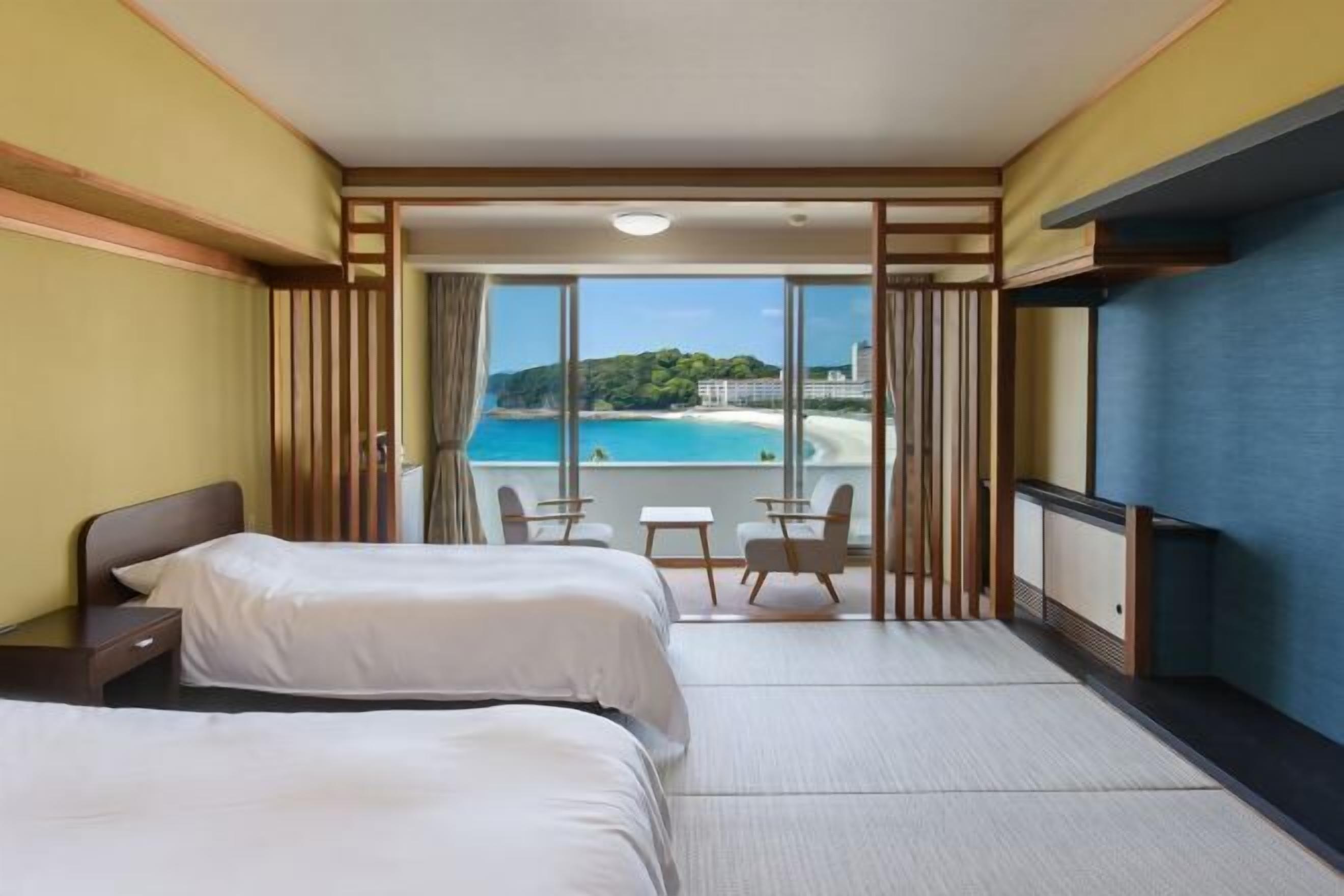 In-room safe, blackout curtains, free WiFi, bed sheets