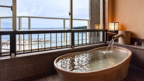 디럭스룸, 금연, 바다 전망 (with Open-Air Bath) | 객실 내 금고, 암막 커튼, 무료 WiFi, 침대 시트