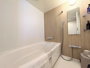 Deluxe Room | Bathroom | Free toiletries, hair dryer, slippers, electronic bidet - Hotel Naha City -Kokusai Street- (Naha)