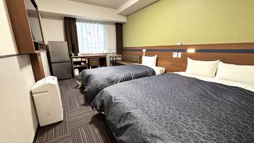 Family Room, Non Smoking (1 Semi-Double Bed + 1 Single Bed) | Down comforters, desk, iron/ironing board, free WiFi