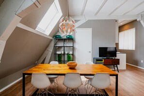 Appartement, 2 chambres | Coin séjour