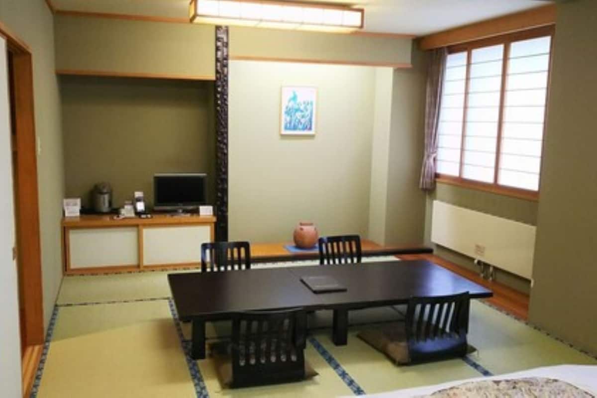 Japanese Traditional Room | Living room | LCD TV