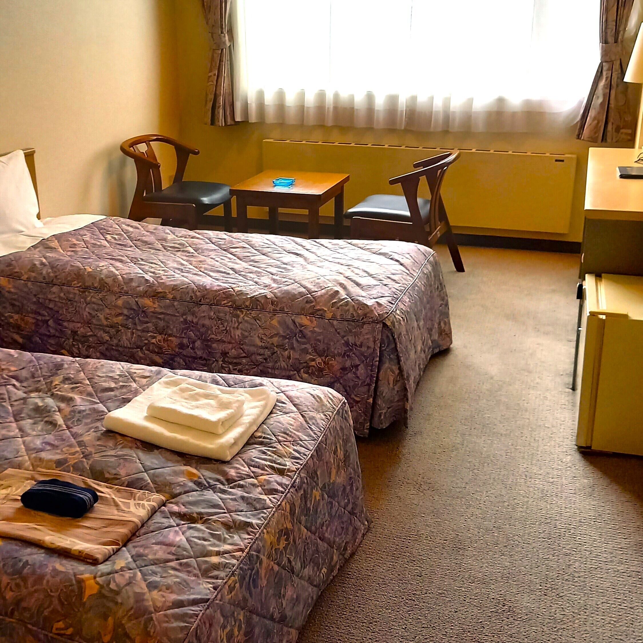 Desk, free WiFi, bed sheets