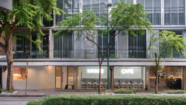 Front of property - Minimis Hostel (Bangkok)