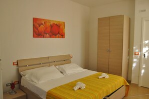 Chambre Triple | Minibar, lits bébé (en supplément)