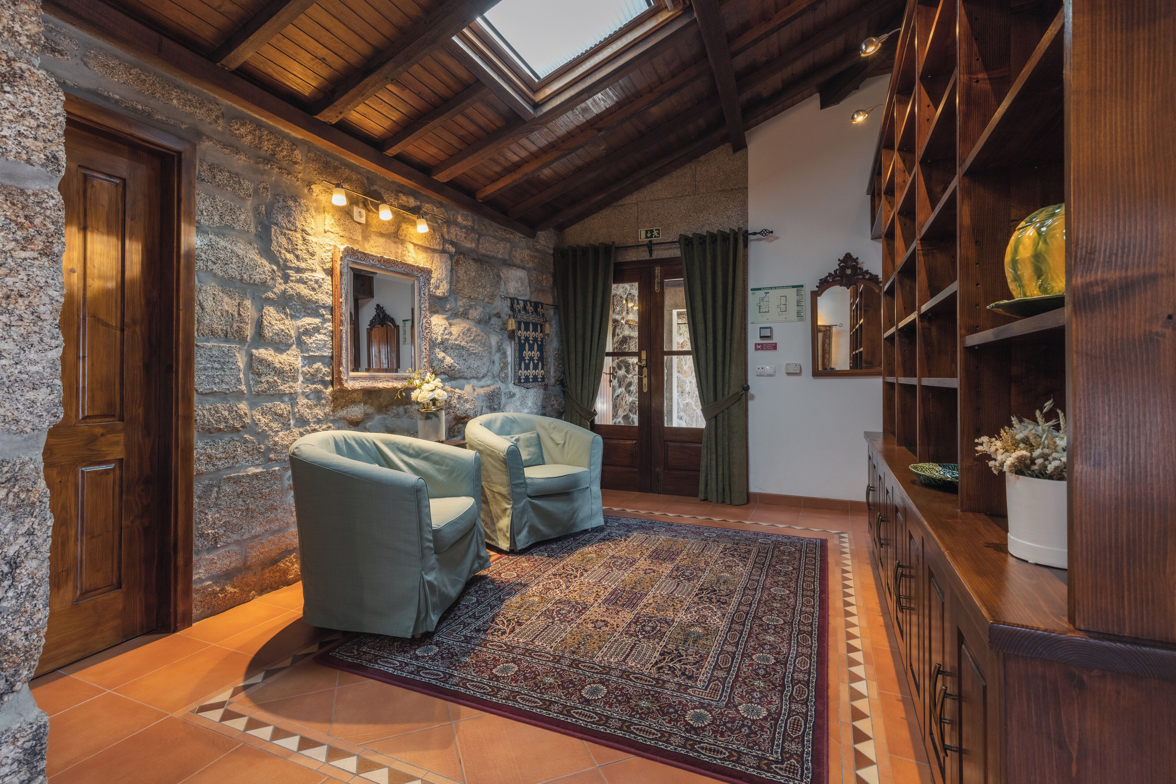 deluxe apartment, 2 bedrooms | living area | lcd tv