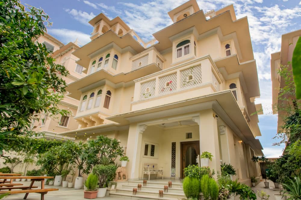 Akshay Niwas Boutique Hotel By Amantra