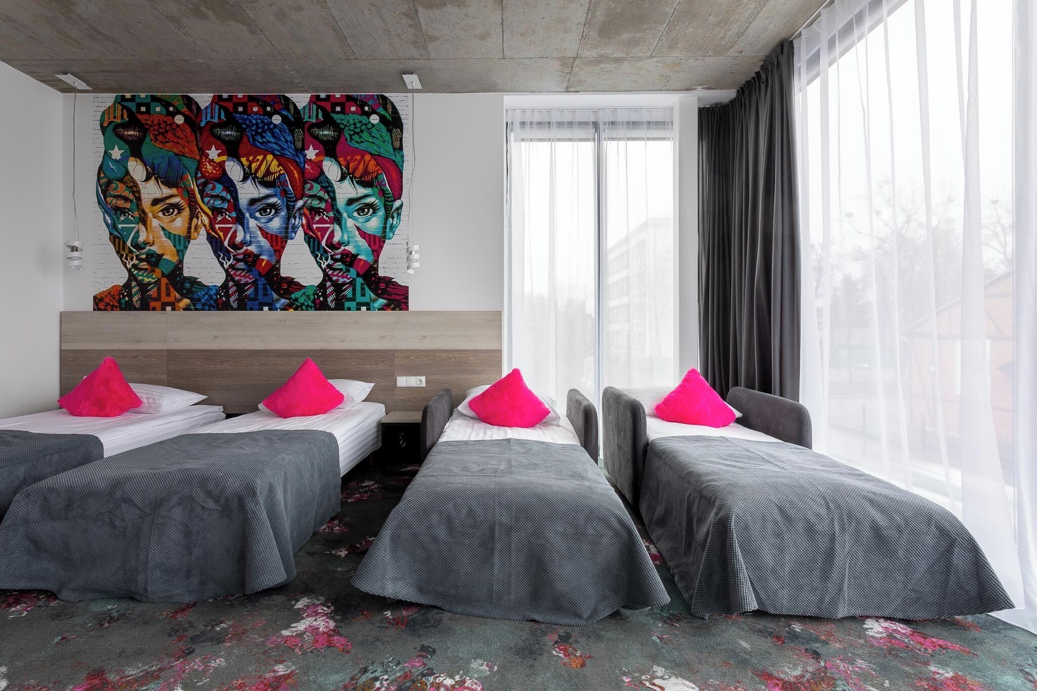 Habitación cuádruple panorámica | Ropa de cama hipoalergénica, escritorio, sistema de insonorización