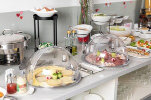 Desayuno buffet incluido todos los días 