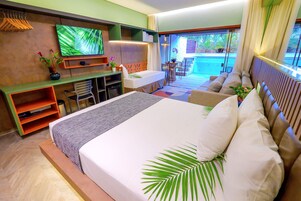 Minibar, in-room safe, blackout curtains, free WiFi