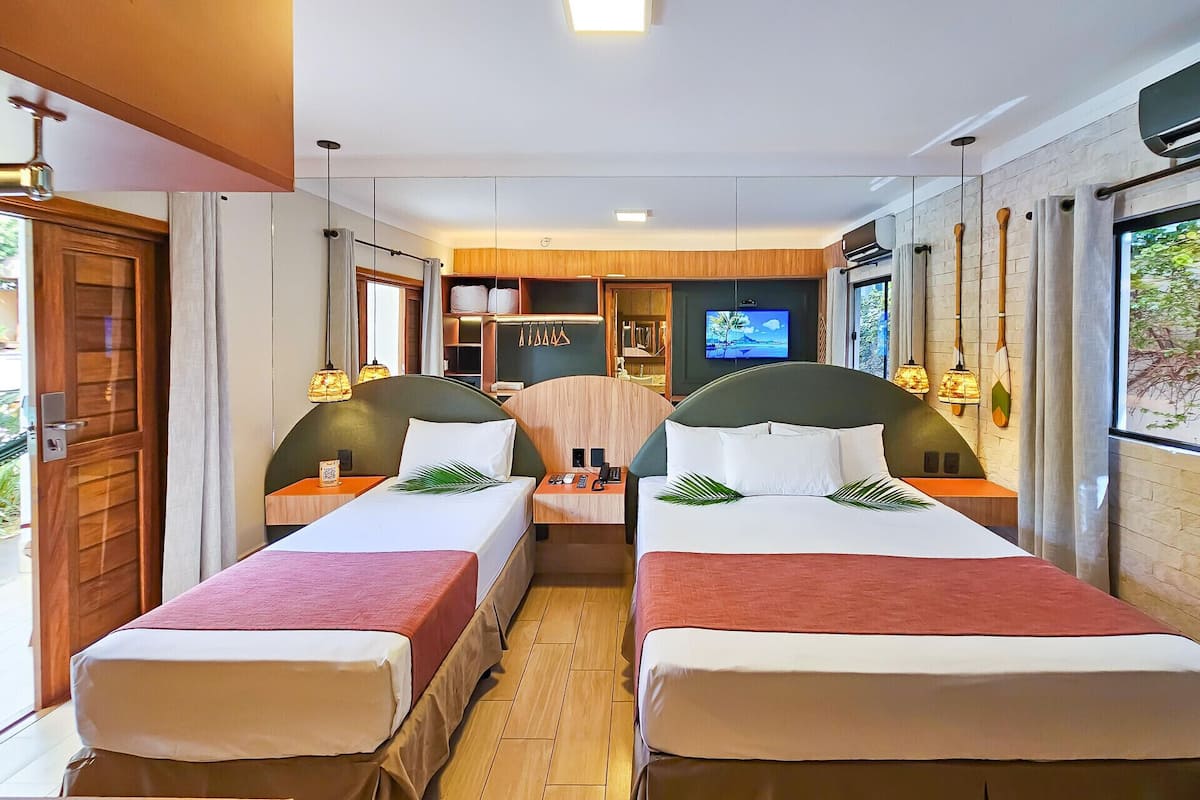 Minibar, caja fuerte, cortinas opacas y wifi gratis