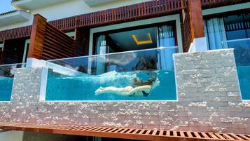 Exclusive-Zimmer, eigener Pool | 1 Schlafzimmer, Minibar, Zimmersafe, VerdunkelungsvorhÀnge