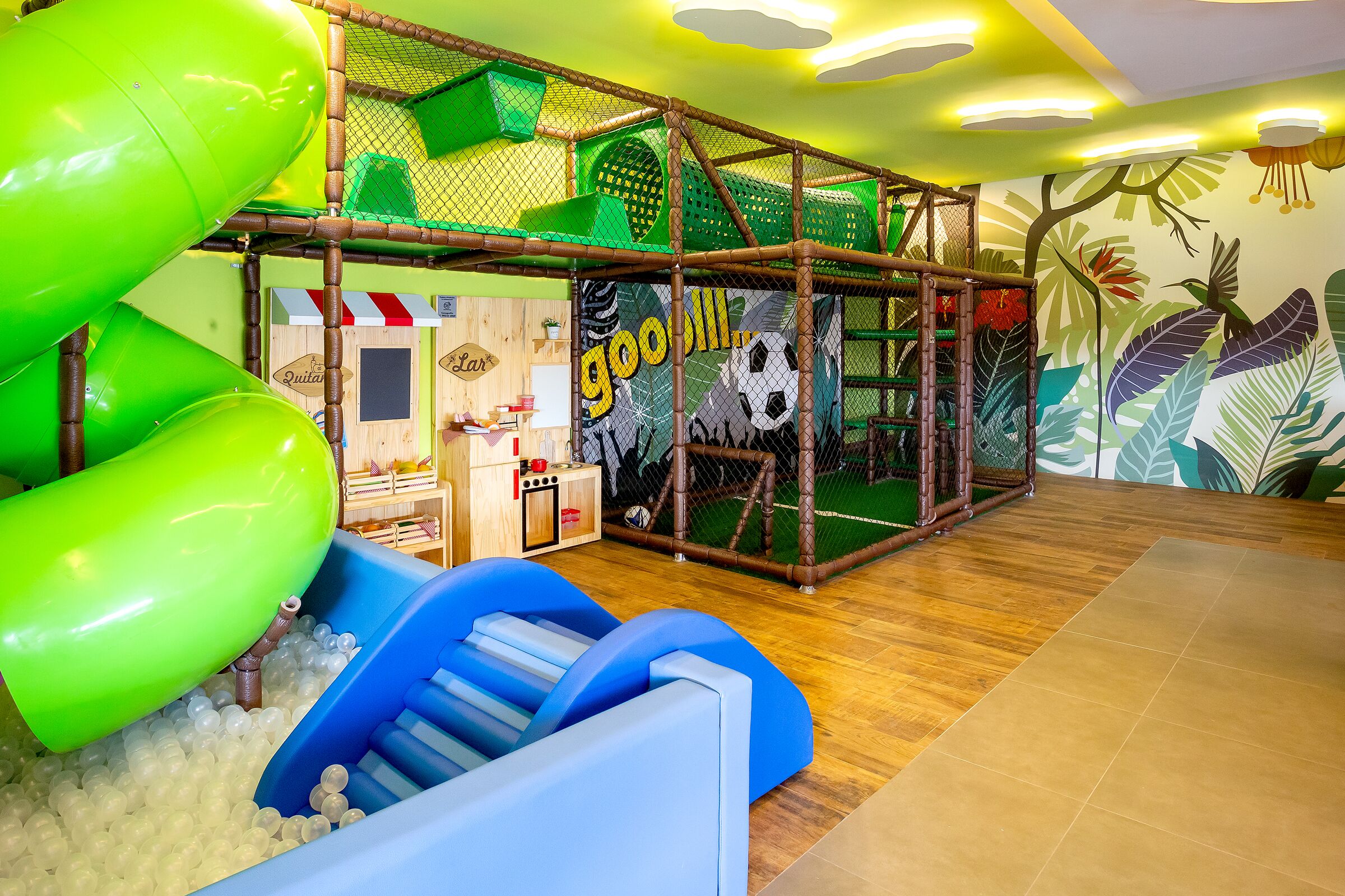 children’s play area – indoor