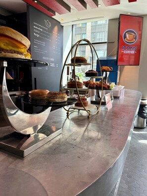 Cafe - Sports Illustrated Resorts Chicago (Chicago)