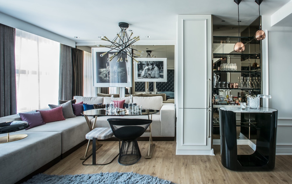 Sports Illustrated Resorts Chicago by null