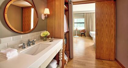 Sports Illustrated Resorts Chicago