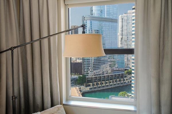 客房内保险箱、熨斗/熨衣板、免费 WiFi、床单