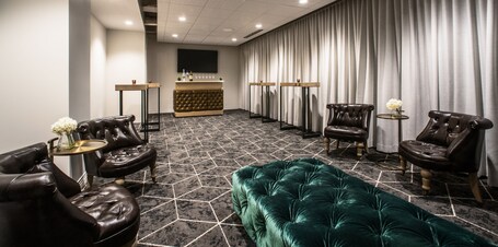 Virgin Hotels Chicago - Image 45