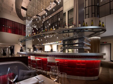 Virgin Hotels Chicago - Image 12