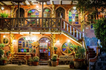 Hosteria Jardines de Chamana