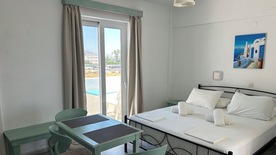 Kaloxenia Apartments