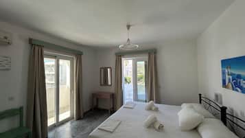 Studio | Desk, rollaway beds, free WiFi, bed sheets