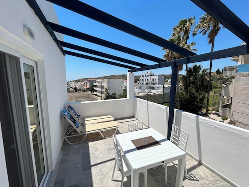 Kaloxenia Apartments