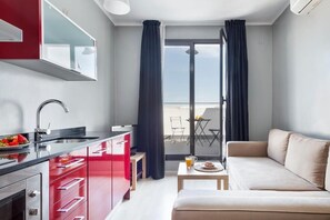 Living area - Fira Centric Apartments by gaiarooms (Barcelona)