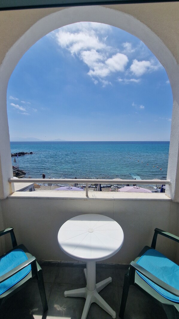 Apartment, 1 Bedroom | Desk, free WiFi, bed sheets - Annoula Studio & Apartments (Kos)