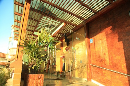 Property entrance. Kuna Hotel