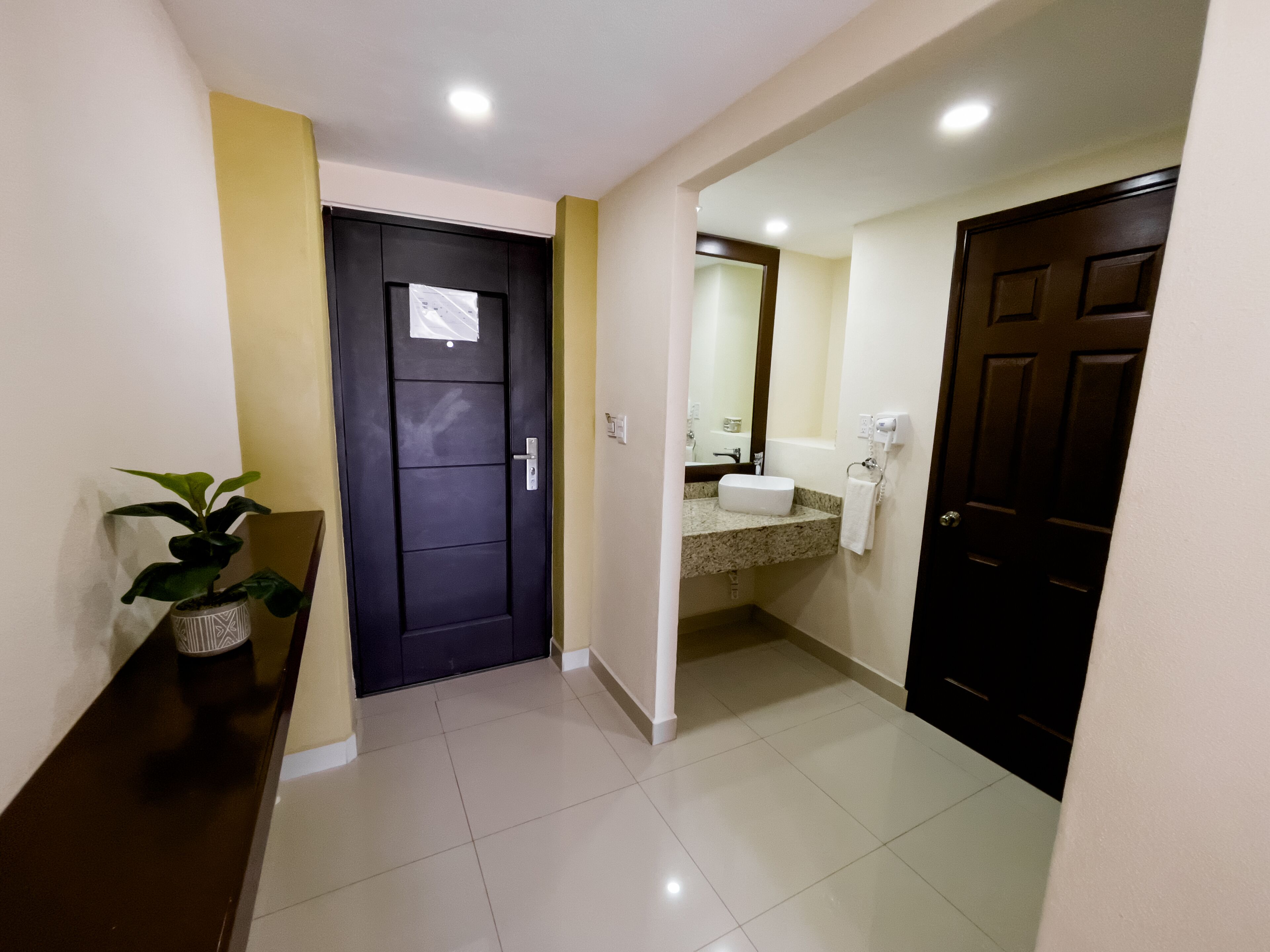 standard room, mountain view | iron/ironing board, free wifi