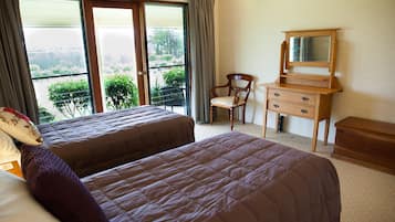 6 kamar tidur, seprai katun Mesir, dan seprai premium