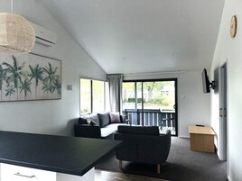 华丽客房 | 起居区