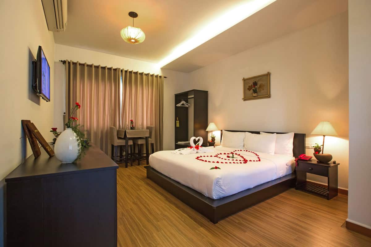 Villa (Honey) | Hochwertige Bettwaren, Minibar, Zimmersafe, Schreibtisch