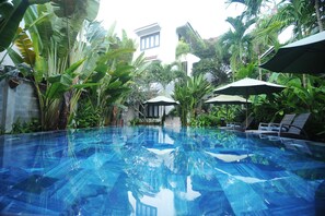 Outdoor pool - East West Villa (Da Nang)